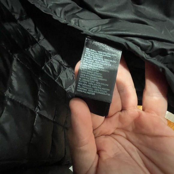 The North Face Men’s Charcoal Winter/Ski Jacket - Picture 4 of 7